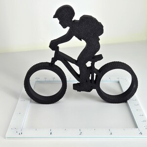 Minimalist Mountain Biker Sculpture – 3D Printed Bike Art, Cyclist Gift, Home Decor