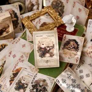 Adorables naipes felinos: Baraja educativa de 52 cartas con comodines para amantes de los gatos y noches de juegos en familia.