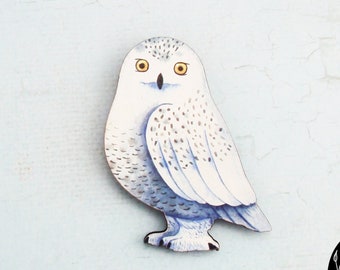 White owl wooden brooch. Owl brooch. Owl pin. Owl jewelry. Owl broach. Bird brooch. Wood owl brooch, gift idea, mother's day, hat coat pin