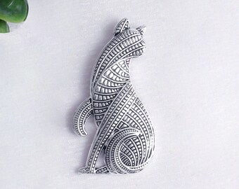 Cat brooch. Art deco large silver cat brooch. VIntage style cat pin. Cat broach. Stylised, textured antiqued silver hat, coat, lapel pin.