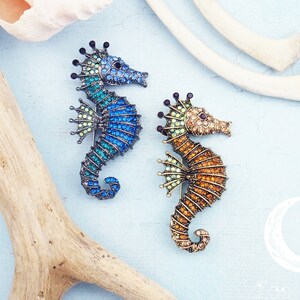 Seahorse pin deals