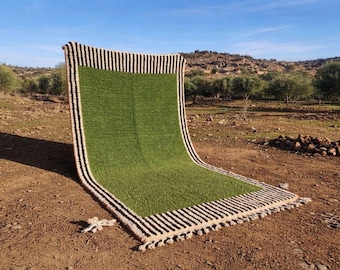 Handmade Green Rug | Modern Grass-Inspired Carpet | Minimalist Home Decor | Soft Textured Area Rug | Unique Boho Living Room Rug