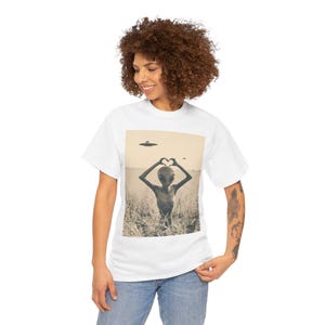 Vintage Alien Graphic Tee, Unisex Heavy Cotton Tee, Funny UFO Shirt, Outer Space Gift, Quirky Alien Love Tee