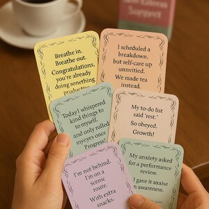 Tarjetas de Afirmación para la Baja Autoestima: Baraja de Humor Suave para la Salud Mental