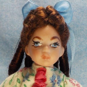 Tutorial To Wig Laura --- 1:12 Scale Child Porcelain Dollhouse Doll