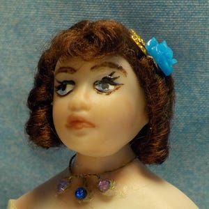 Tutorial To Wig Geneva---1/12th Scale Miniature Porcelain Doll Wig