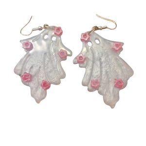 Floral Ghost Earrings – Spooky Cute Halloween Jewelry