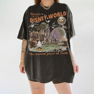 Vintage Mickey Ghost Disneyworld Halloween Comfort Colors Shirt, Walt Disney World Halloween Tee, 2026 Halloween Disney Family Shirts bild 5