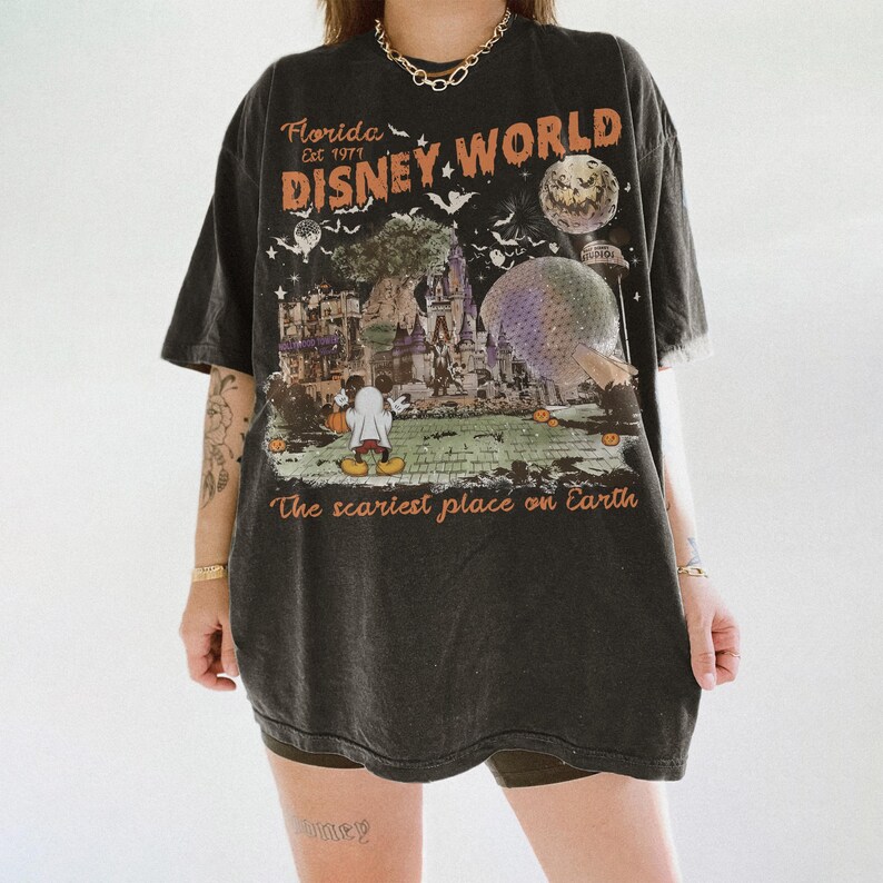 Vintage Mickey Ghost Disneyworld Halloween Comfort Colors Shirt, Walt Disney World Halloween Tee, 2026 Halloween Disney Family Shirts bild 5