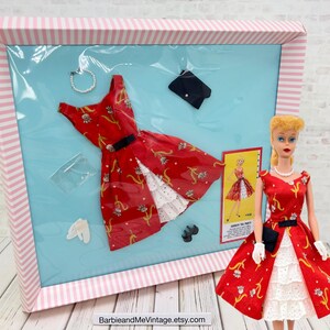 green emerald velvet dress Barbie Fashionistas Doll  PlayBox