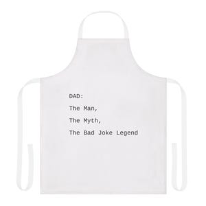 Grembiule personalizzato per papà, regalo di cucina "The Bad Joke Legend", grembiule da chef divertente per la festa del papà, accessorio da cucina, regalo per lui, riunione di famiglia immagine 2