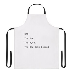 Grembiule personalizzato per papà, regalo di cucina "The Bad Joke Legend", grembiule da chef divertente per la festa del papà, accessorio da cucina, regalo per lui, riunione di famiglia immagine 5