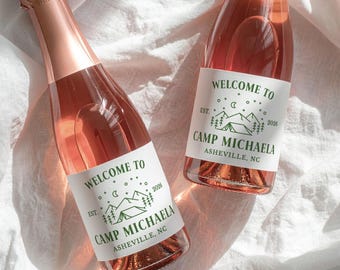 Juego personalizado de etiquetas para minibotellas de champán Camp Bach para despedidas de soltera al aire libre