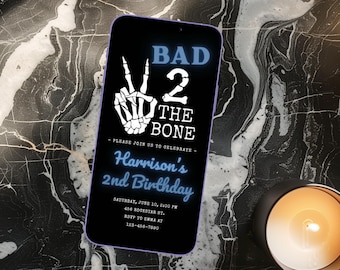Invitación de segundo cumpleaños de Bad Two The Bone para niños / Invitación por mensaje de texto telefónico / Plantilla editable de Canva / Cumpleaños de otoño / Tema de Skelton Evite /