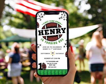 Invitación de cumpleaños para niños de primer año, invitación por mensaje de texto, fiesta de fútbol de otoño, plantilla editable de Canva, fiesta de cumpleaños deportiva