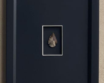 Single Agate Arrowhead on black