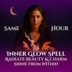 Op de afbeelding: Een afbeelding met een paarse en donkerblauwe achtergrond toont een vrouw, een halve maan en sterren. De tekst luidt "SAME HOUR" en "INNER GLOW SPELL RADIATE BEAUTY & CHARM SHINE FROM WITHIN". De vrouw houdt vlammen vast.