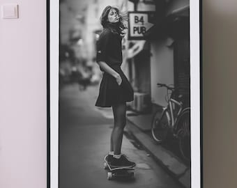 Skater Girl - Vintage Photography, Black and White Wall Art, Digital Instant Download, Printable, Fashion Poster, Digital Art