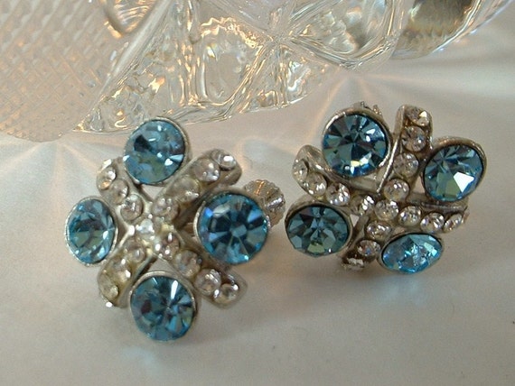 Mid Century BLUE Rhinestone with Crystal Criss Cr… - image 2