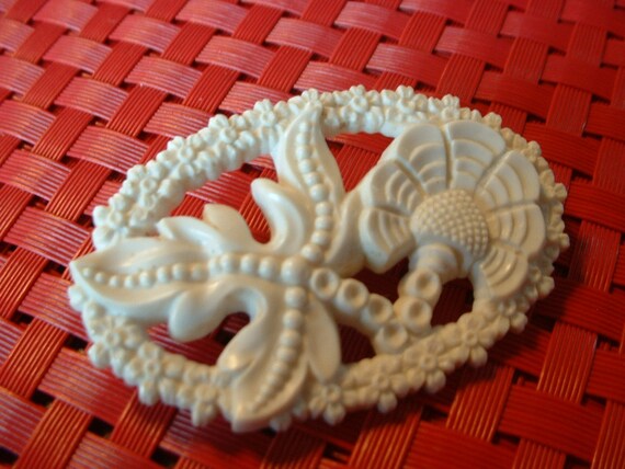 Antique Vintage ART DECO Early Cast Plastic Deco … - image 1