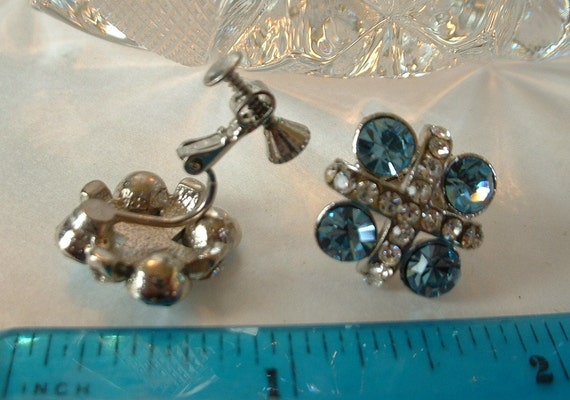 Mid Century BLUE Rhinestone with Crystal Criss Cr… - image 3