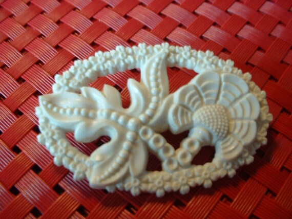 Antique Vintage ART DECO Early Cast Plastic Deco … - image 5