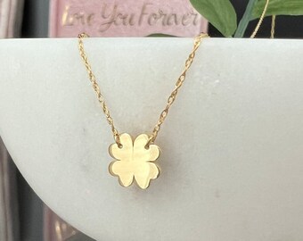 Minimalist Four Leaf Clover Necklace 14k Gold