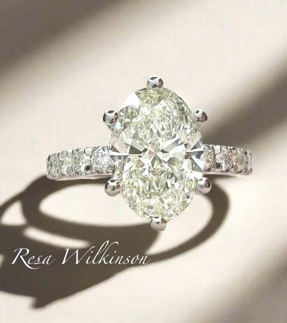 Oval 2.07 Carat Natural Diamond Engagement Ring GIA Certified