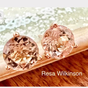 Morganite Stud Earrings 18k Rose Gold 1.50 Carats Martini Style Prongs