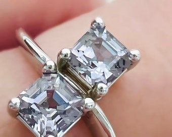 Bague deux pierres spinelle gris lavande taille Asscher 14 carats blanc Toi et Moi