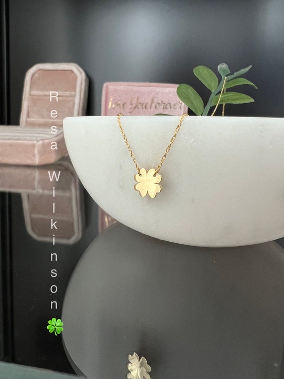 Minimalist Four Leaf Clover Necklace 14k Gold