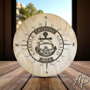 Cadeau Plongée Personnalisé | Boussole Gravée en Bois – Textes Personalisée