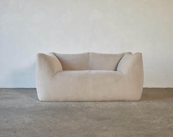 Mario Bellini Le Bambole Sofa, 1970s Alpaca Upholstery, Italian Mid Century Modern Couch