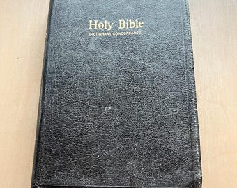 Vintage Zippered Holy Bible – King James Version Red Letter Edition by Thomas Nelson (1984) Some Wear