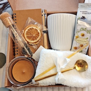 Gift Box for Women, Self-Care Gift Set, Relaxation Gift Basket, Spa Gift Box, Cozy Gift Set, Aromatherapy Gift Box, Wellness Gift Set