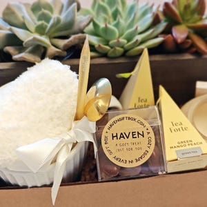 Sympathy Gift Box, Condolence Gift Box, Personalized Gift, Thinking of You Gift, Grief Support Gift Set, Comfort Gift Box, Memorial Gift Box