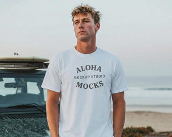Herenmodel Comfort Colors 1717 Mockup White: Beach Surf Setting (digitale download)