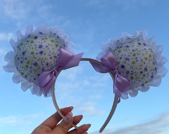 Lavender Meadow & Bows