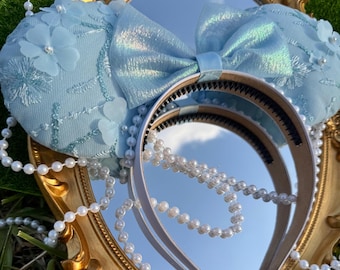 Glass slipper mouse ears, fit for a princess
