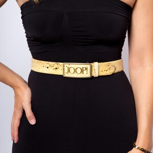 Cinturón vintage JOOP! de piel de serpiente, cuero auténtico de serpiente, hebilla con logo dorado, tallas W24-W28.
