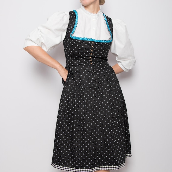 corset dirndl dress How to Style a Dirndl Outfit for Slim Body Type?