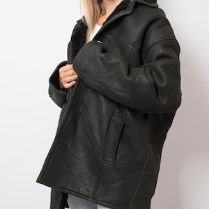 Vintage zwart leren schapenvachtjas heren glamour oversized schapenvacht jas past maat L/XL Origineel cadeau