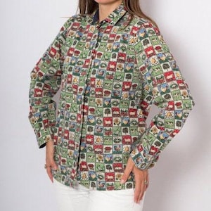 Camisa estilo cottagecore dos anos 90 da Segreta by Emmanuel Schmitt com estampa patchwork, tamanho M.