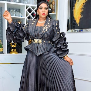Embellished Wedding Guest Outfit Ruffle Peplum, Mother of Bride Plus Size Pleated A-Line Skirt + Top 2 Piece Set, Cocktail Gala Soirée Party