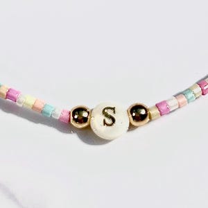 Personalised name necklace - White shell with gold letter and glass pastel beads. * FAST & FREE SHIPPING * Perfect  girls, bridesmaids gift