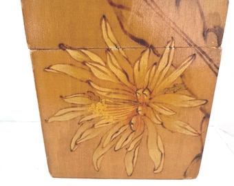 Caja de madera pintada a mano de la República Popular China, objeto decorativo floral