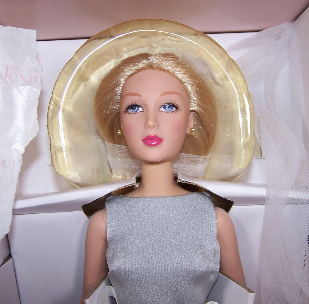 Alexander Back Vintage 2000 Madame Alexander Doll ALEX Lunch at 2 #27290 - Etsy