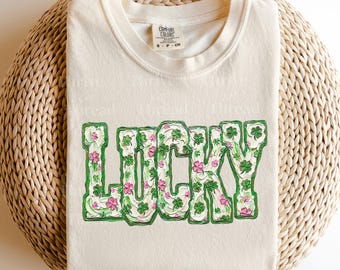 Lucky St Patrick's Day Comfort Farben Tshirt, Paint Stroke Lucky Tshirt, lustiges St Patrick Tages Tshirt, süßes glückliches irisches Tshirt, St Patty T-Shirt