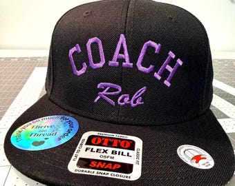 Benutzerdefinierte Stickerei Trainermütze, individueller Name, benutzerdefinierte Teamfarbe, strukturierter Snapback-Hut, Nummer auf der Rückseite, Hockeycoach Geschenk, Baseball