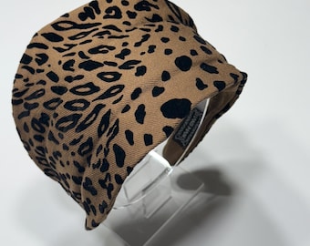 Leopardmönstrat manchesterhårband – Två stilar i ett damaccessoar
